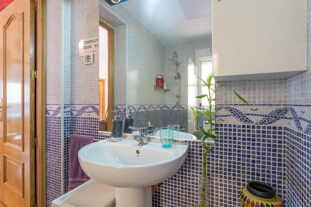 Apartamento Urgel Madryt Zewnętrze zdjęcie